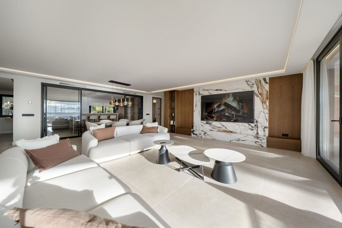 Appartement te koop in Nueva Andalucía | 3 slaapkamers H5316589