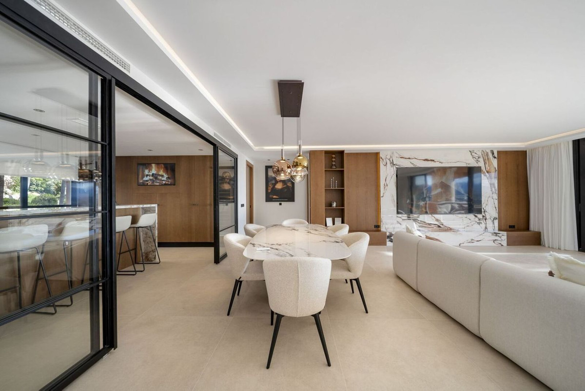 Appartement te koop in Nueva Andalucía | 3 slaapkamers H5316589