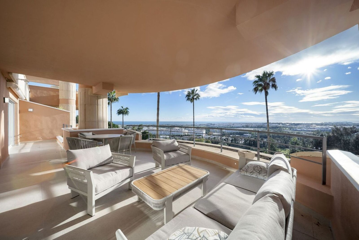 Appartement te koop in Nueva Andalucía | 3 slaapkamers H5316589