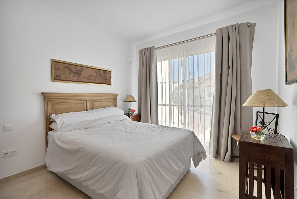 Appartement te koop in Nueva Andalucía | 2 slaapkamers H5317939
