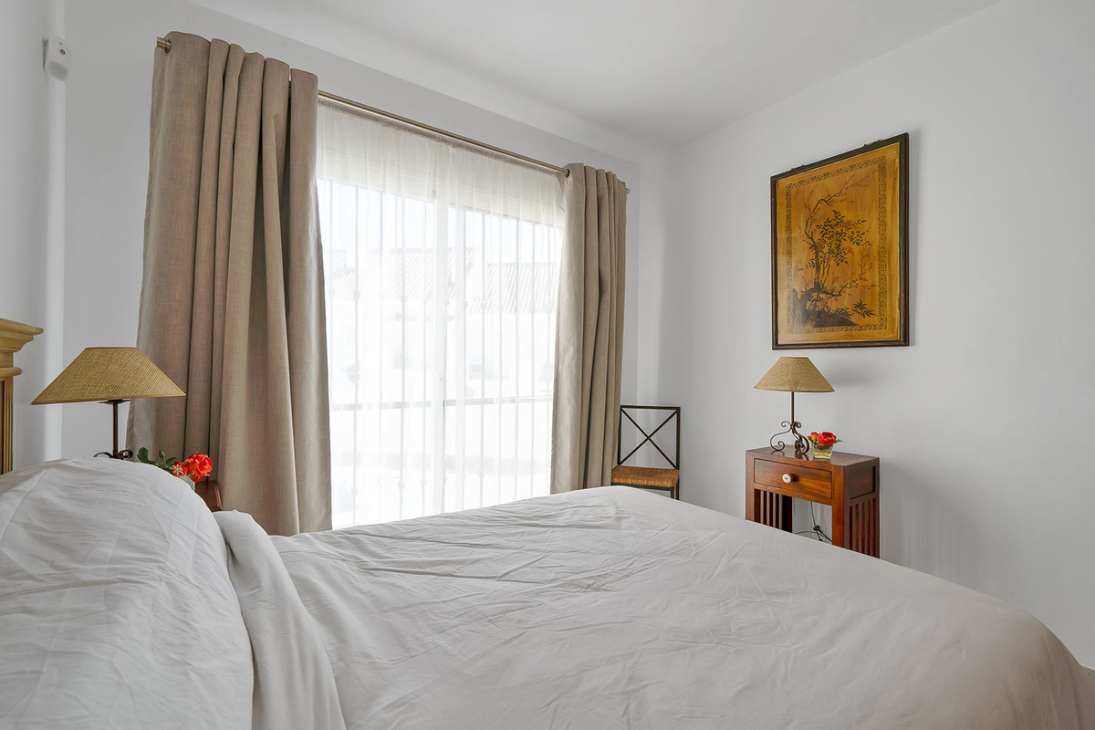 Appartement te koop in Nueva Andalucía | 2 slaapkamers H5317939