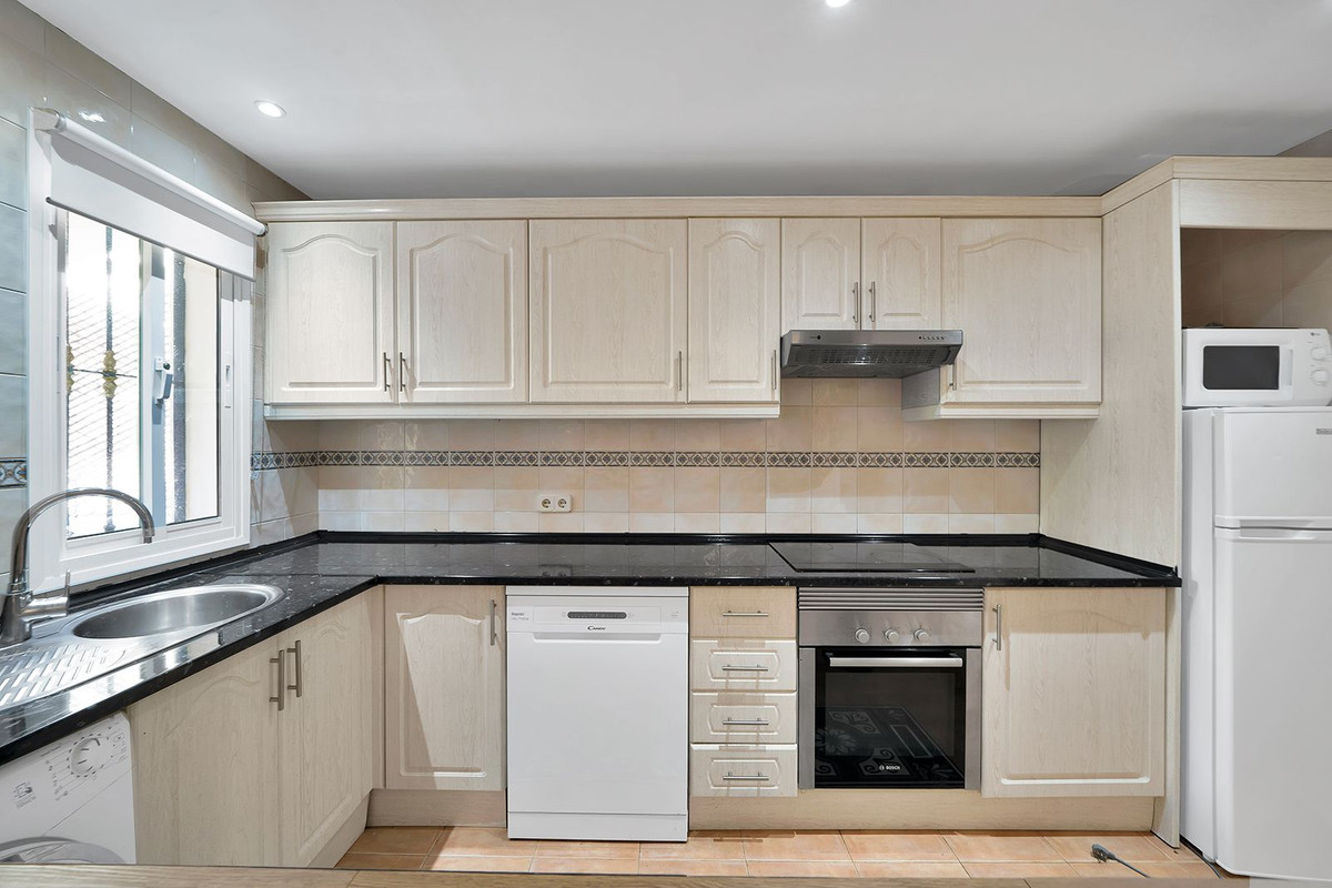 Appartement te koop in Nueva Andalucía | 2 slaapkamers H5317939