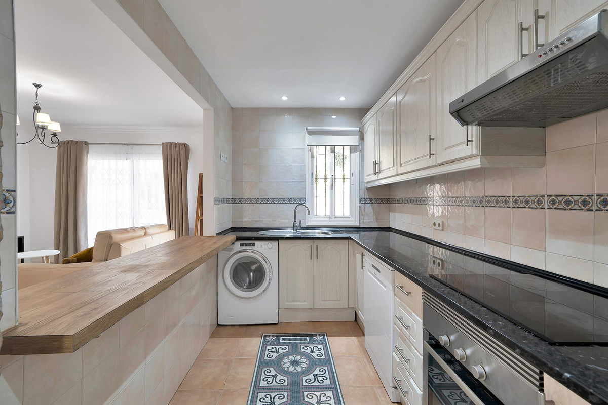 Appartement te koop in Nueva Andalucía | 2 slaapkamers H5317939