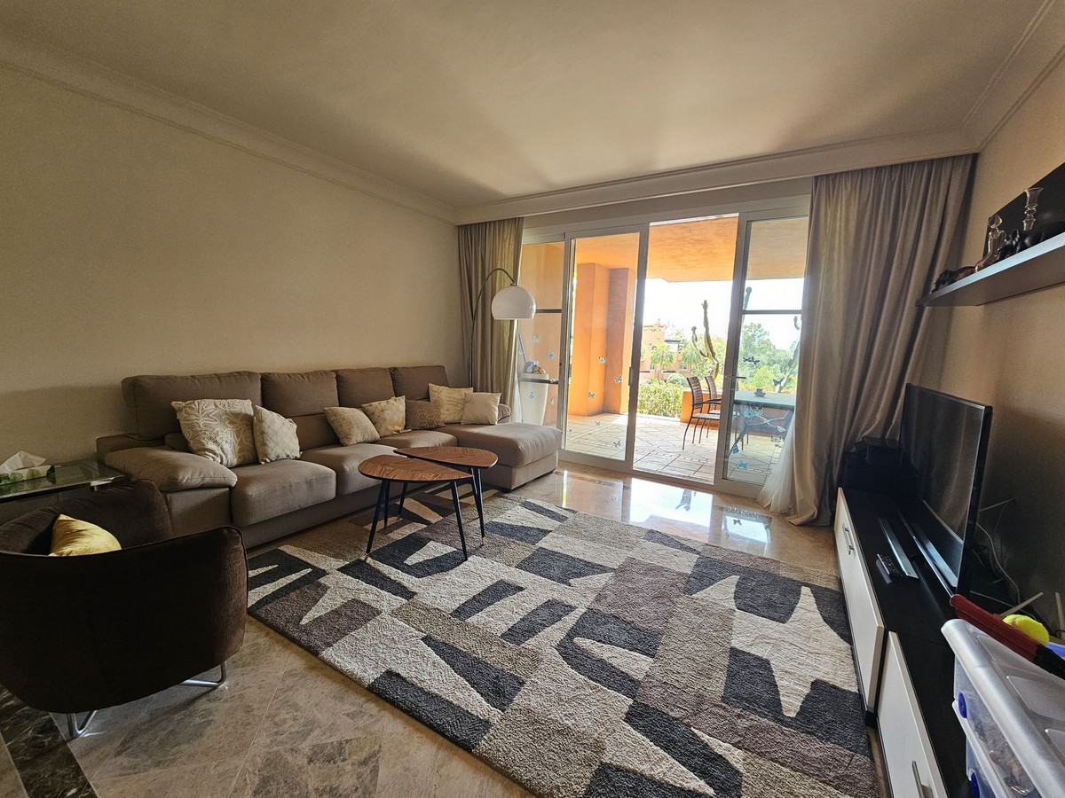 Appartement te koop in Nueva Andalucía | 2 slaapkamers H5318014