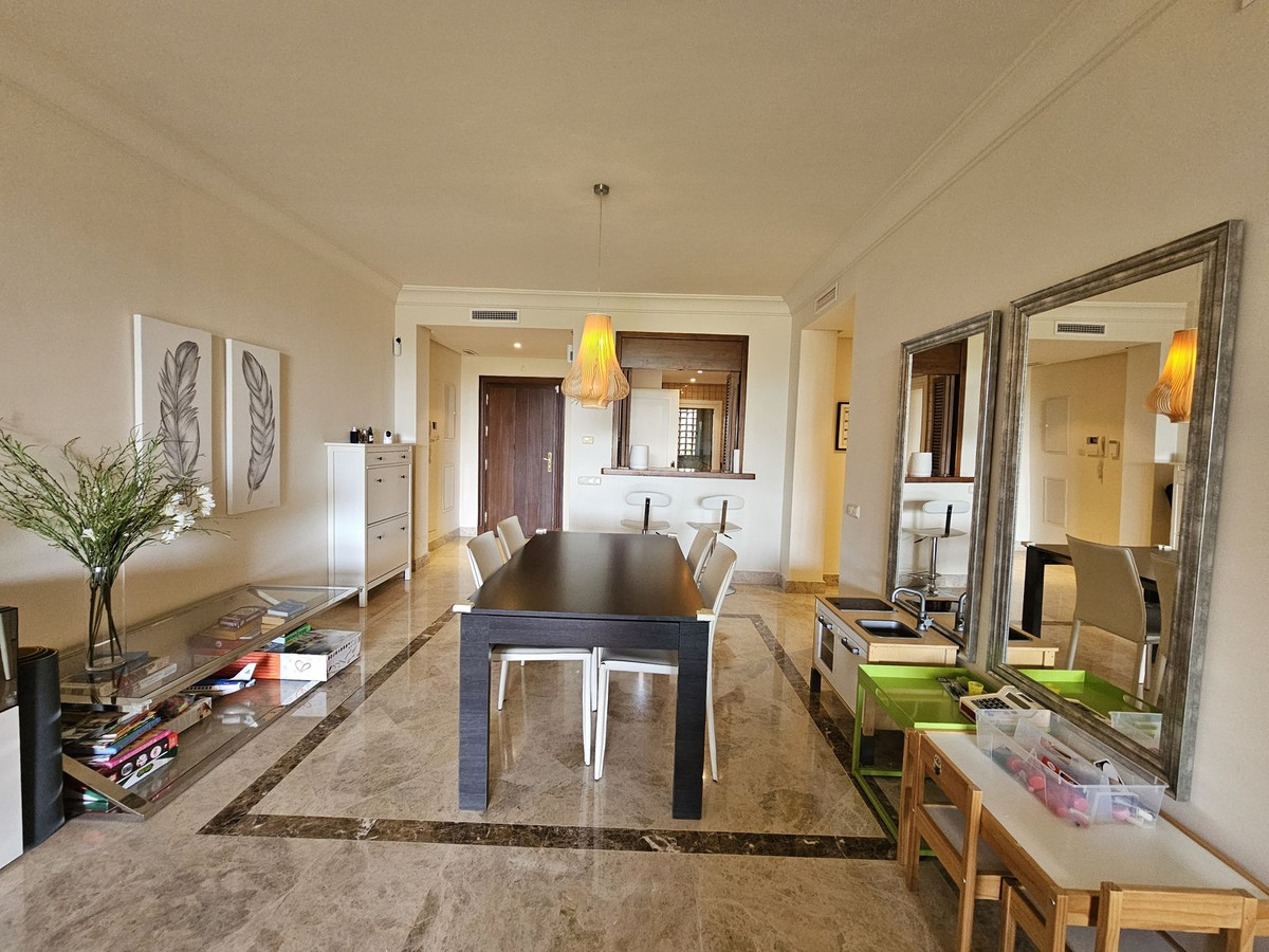 Appartement te koop in Nueva Andalucía | 2 slaapkamers H5318014