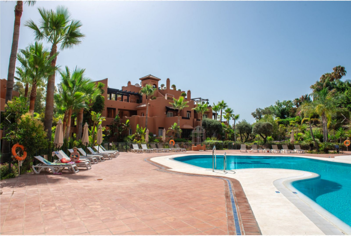 Appartement te koop in Nueva Andalucía | 2 slaapkamers H5318014