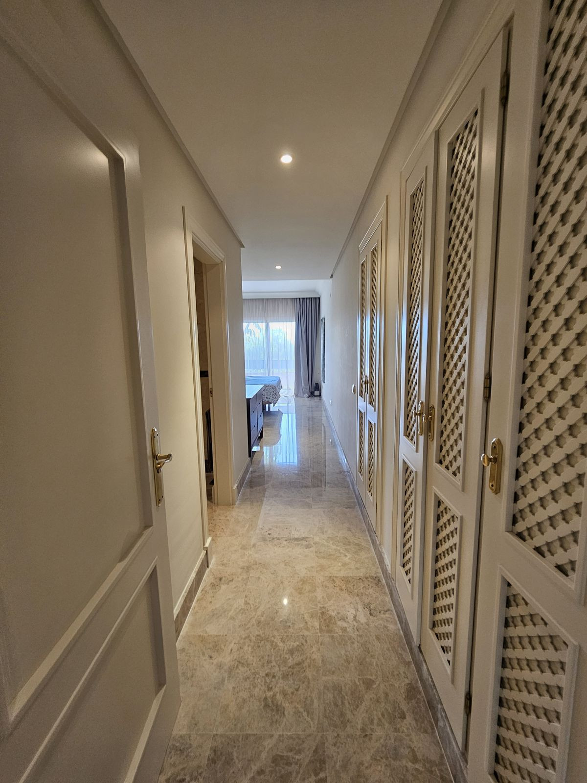 Appartement te koop in Nueva Andalucía | 2 slaapkamers H5318014