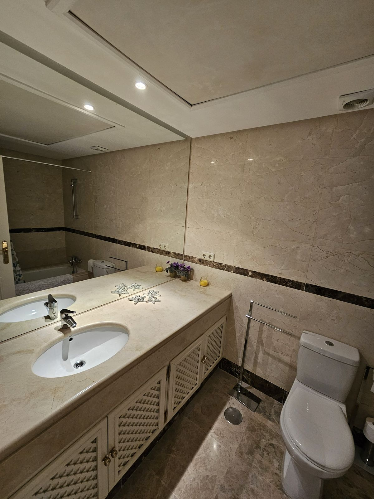 Appartement te koop in Nueva Andalucía | 2 slaapkamers H5318014