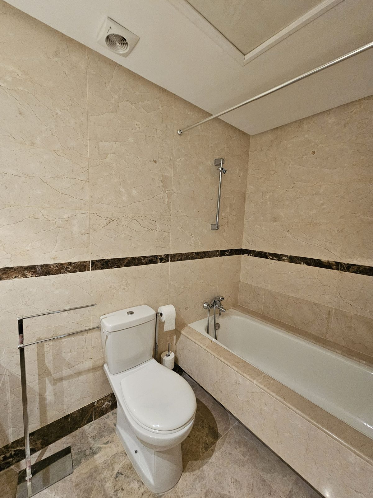 Appartement te koop in Nueva Andalucía | 2 slaapkamers H5318014