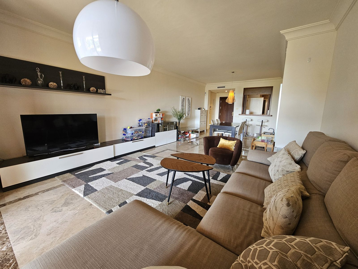 Appartement te koop in Nueva Andalucía | 2 slaapkamers H5318014