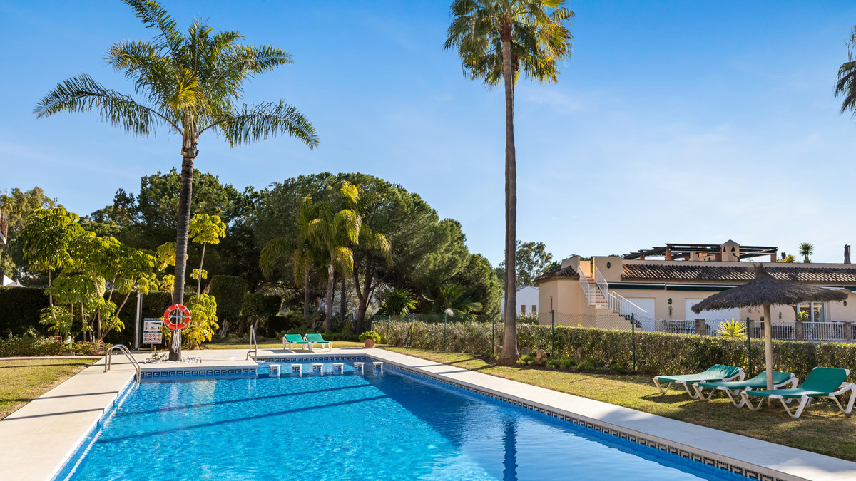 Appartement te koop in Nueva Andalucía | 3 slaapkamers H5318815