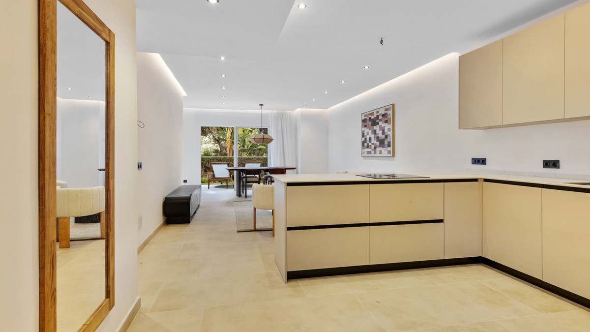 Appartement te koop in Nueva Andalucía | 3 slaapkamers H5318815