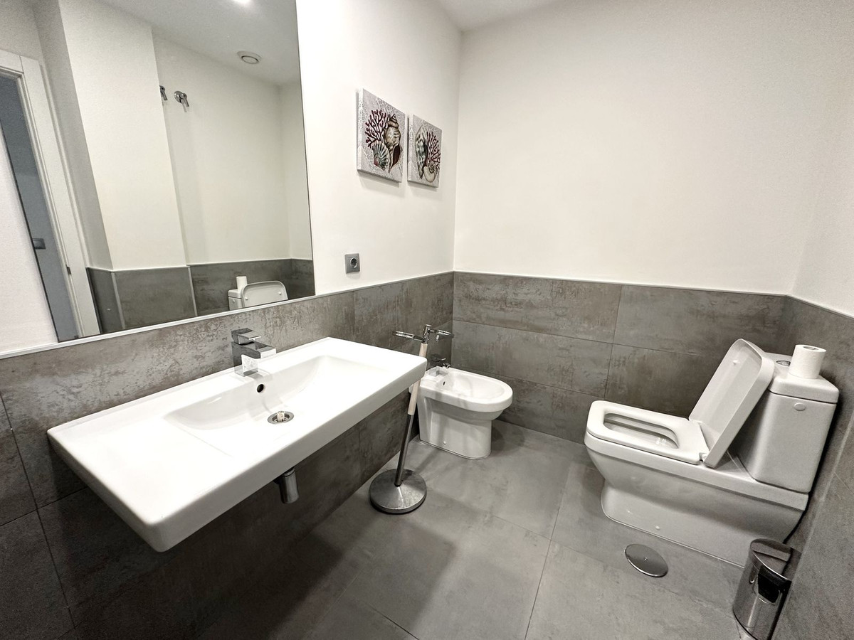 Appartement te koop in Nueva Andalucía | 2 slaapkamers H5318848