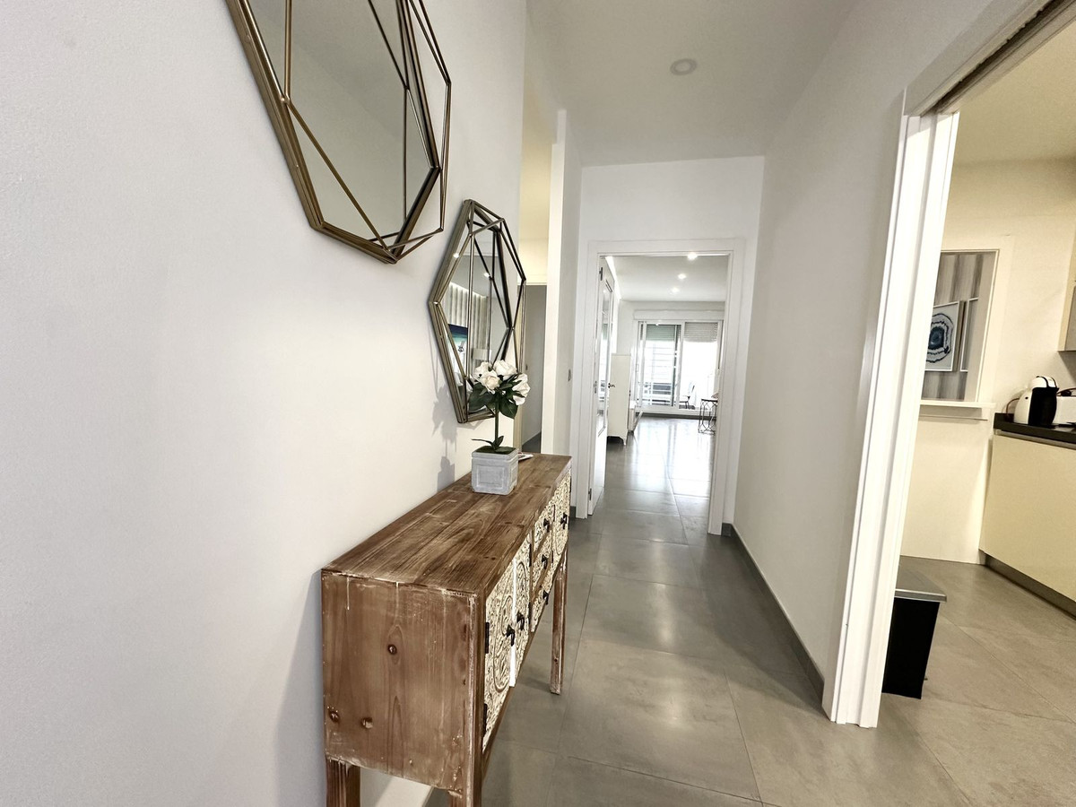 Appartement te koop in Nueva Andalucía | 2 slaapkamers H5318848