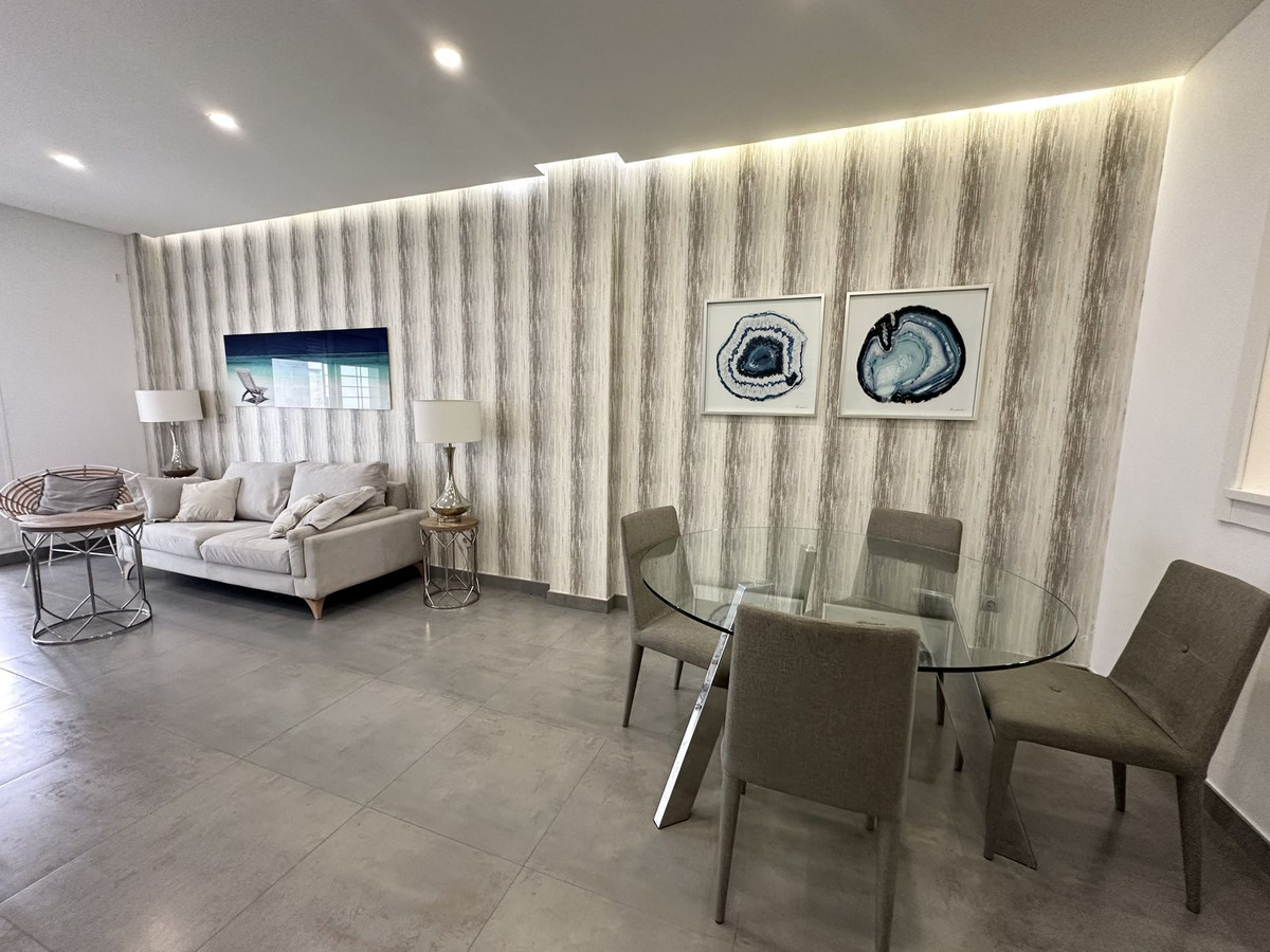 Appartement te koop in Nueva Andalucía | 2 slaapkamers H5318848