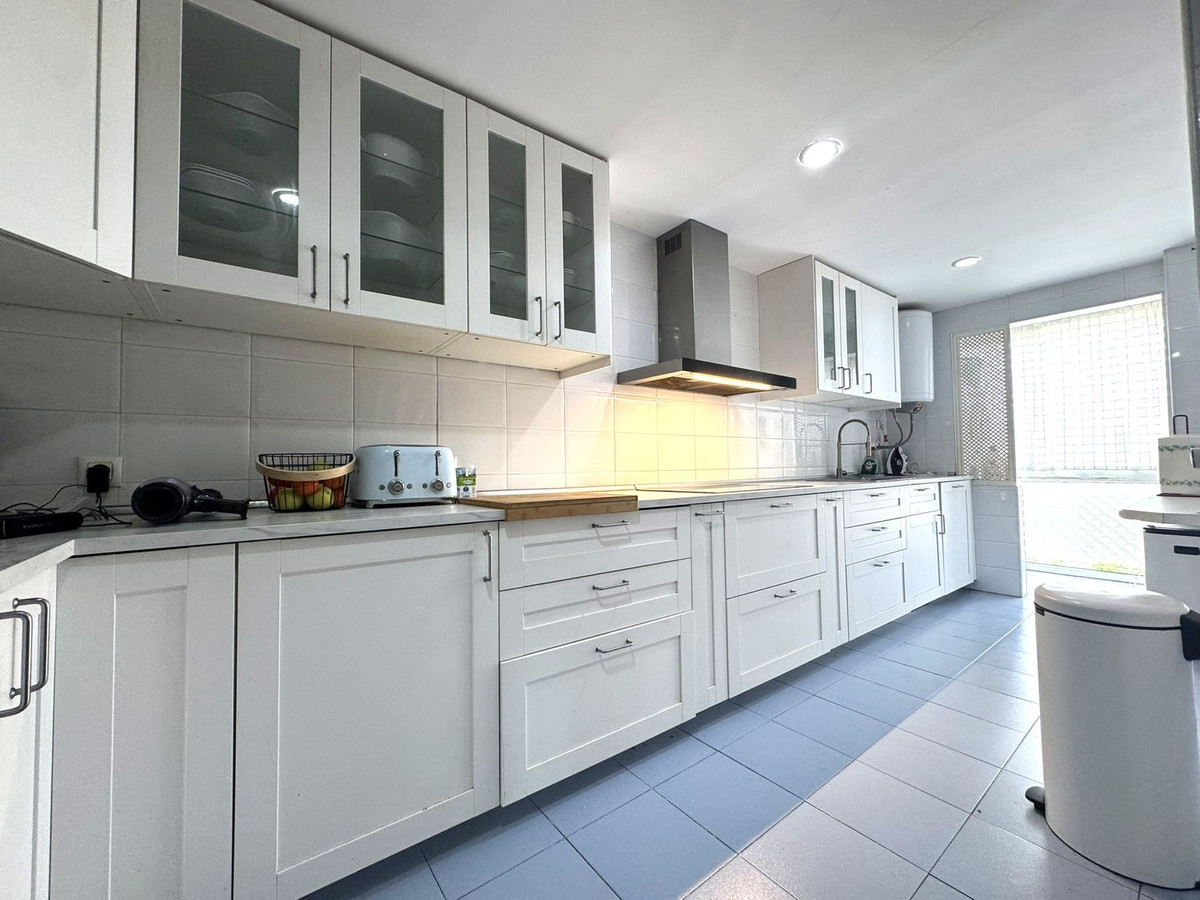 Appartement te koop in Nueva Andalucía | 3 slaapkamers H5320042