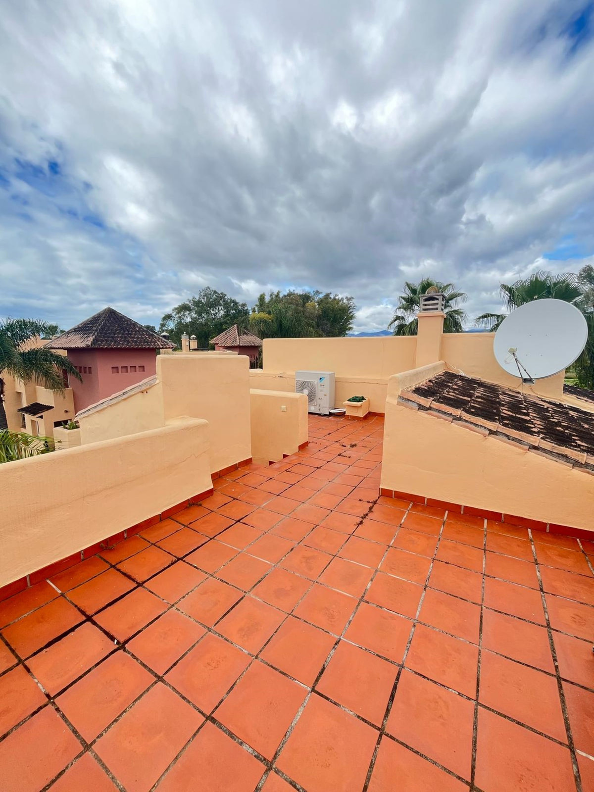 Appartement te koop in Nueva Andalucía | 4 slaapkamers H5320306