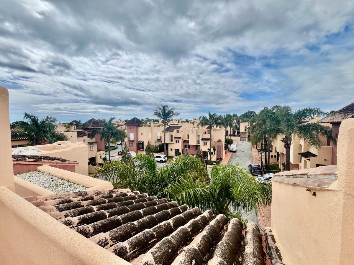 Appartement te koop in Nueva Andalucía | 4 slaapkamers H5320306