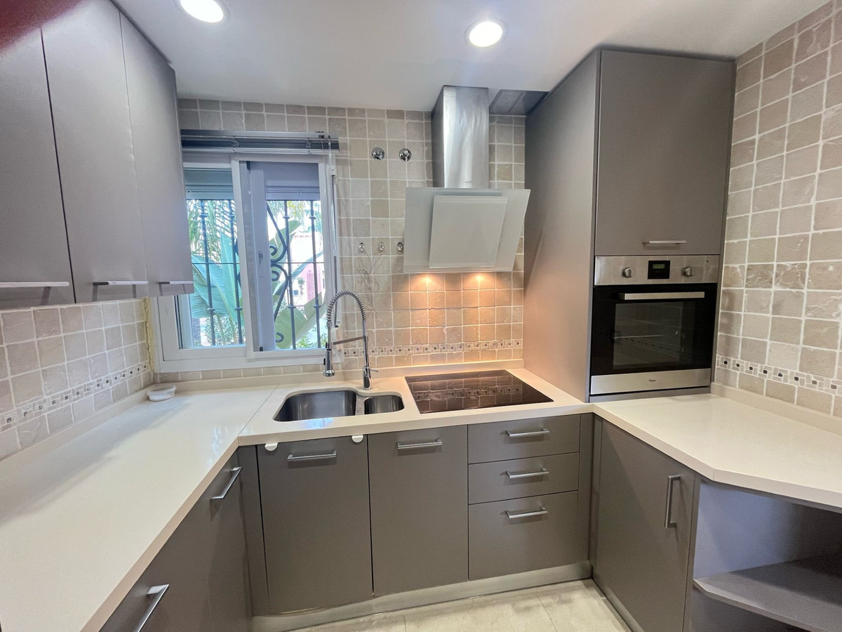 Appartement te koop in Nueva Andalucía | 4 slaapkamers H5320306