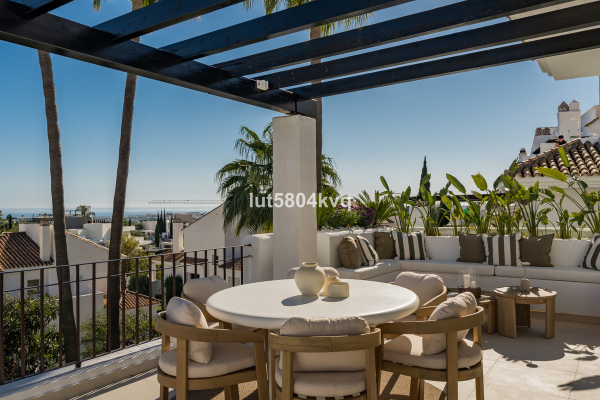 Appartement te koop in Nueva Andalucía | 3 slaapkamers H5321377