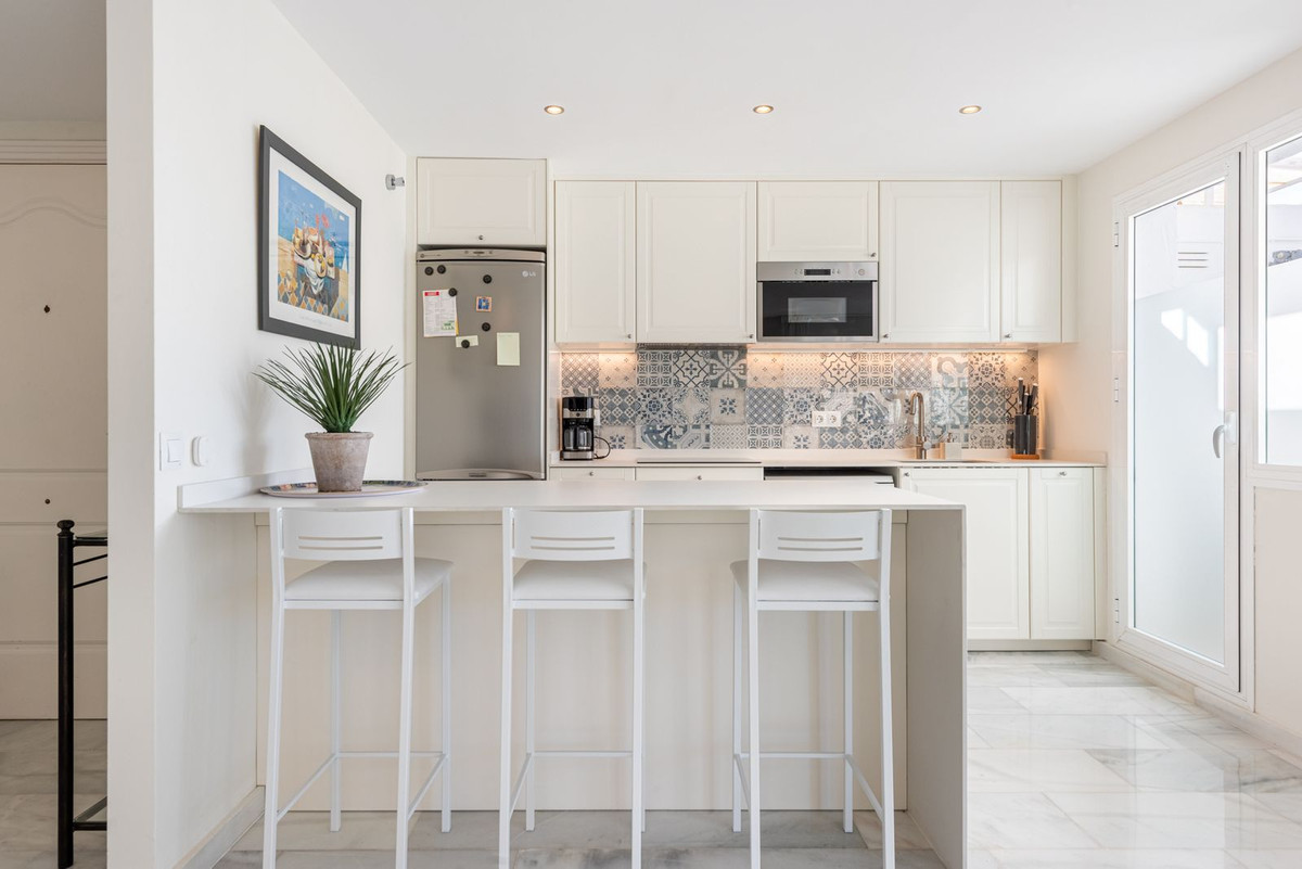 Appartement te koop in Nueva Andalucía | 2 slaapkamers H5321596