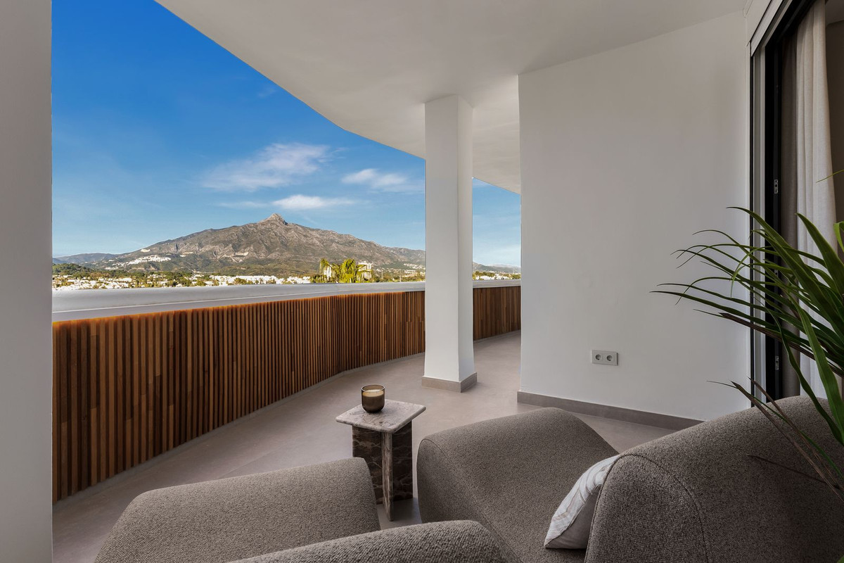 Appartement te koop in Nueva Andalucía | 2 slaapkamers H5321803