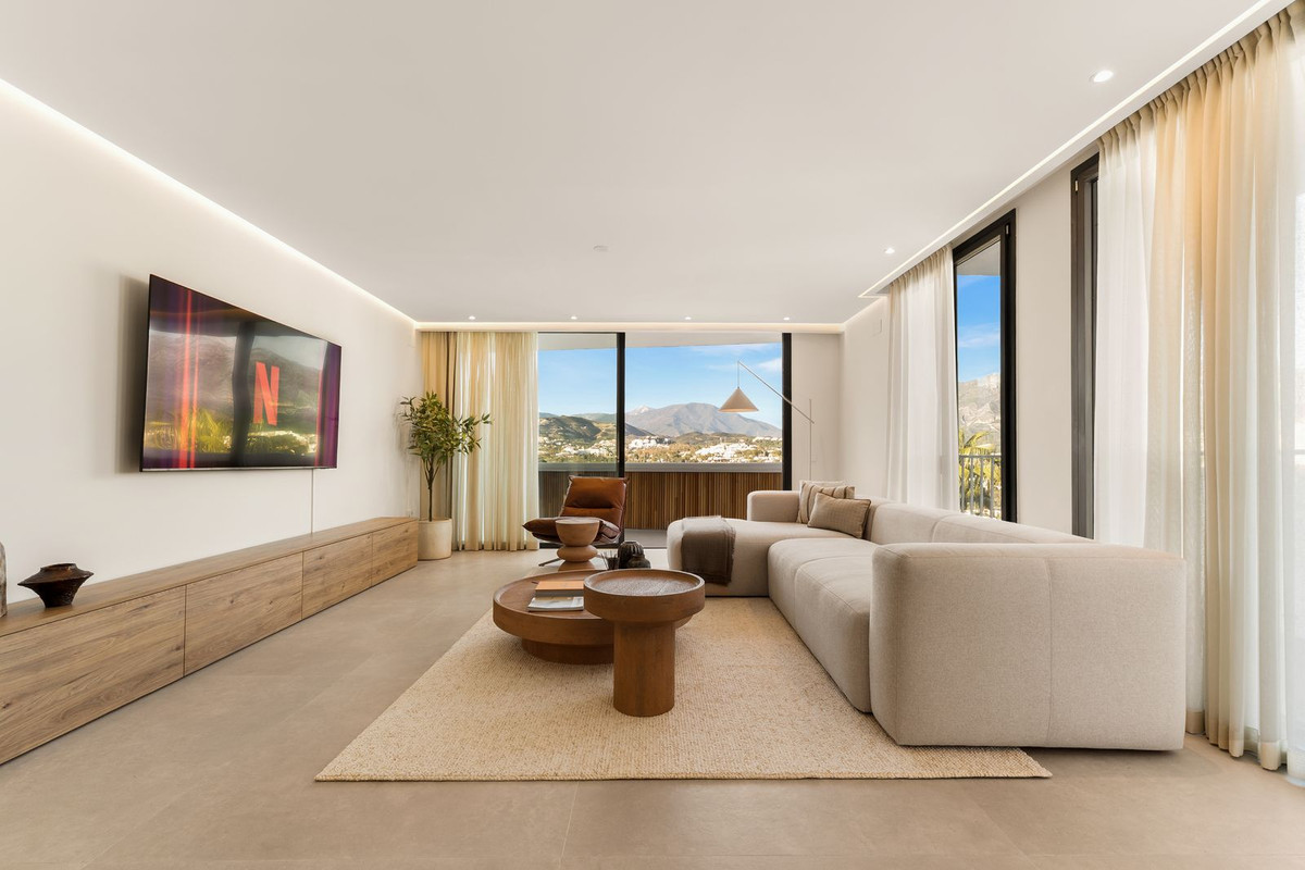 Appartement te koop in Nueva Andalucía | 2 slaapkamers H5321803