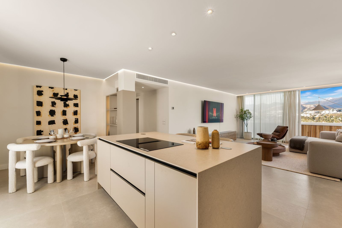 Appartement te koop in Nueva Andalucía | 2 slaapkamers H5321803