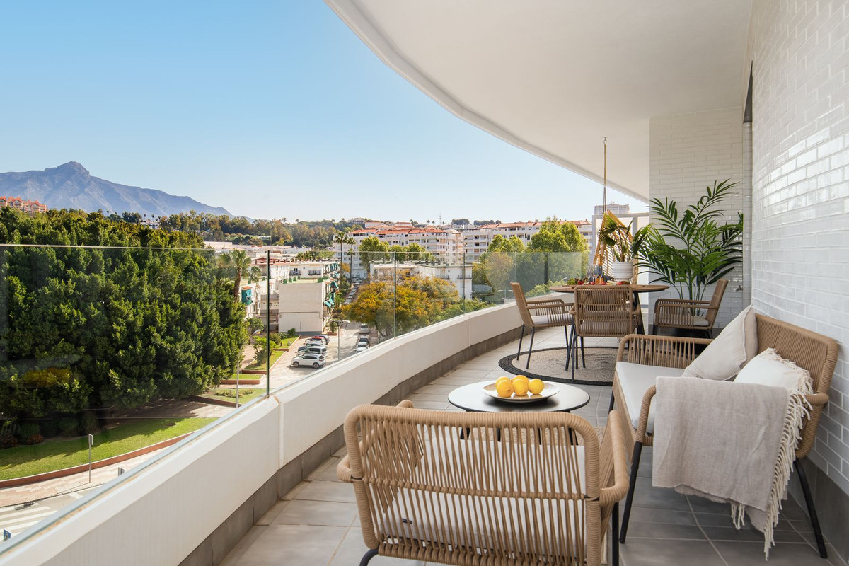 Appartement te koop in Nueva Andalucía | 2 slaapkamers H5322409