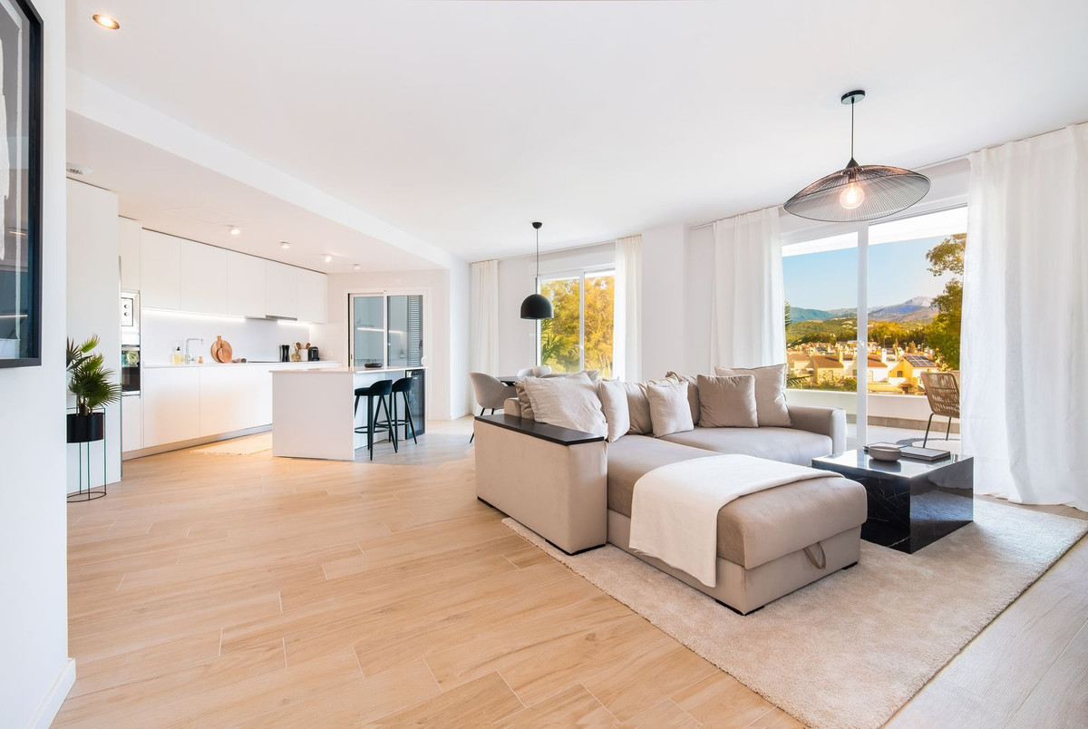 Appartement te koop in Nueva Andalucía | 2 slaapkamers H5322409