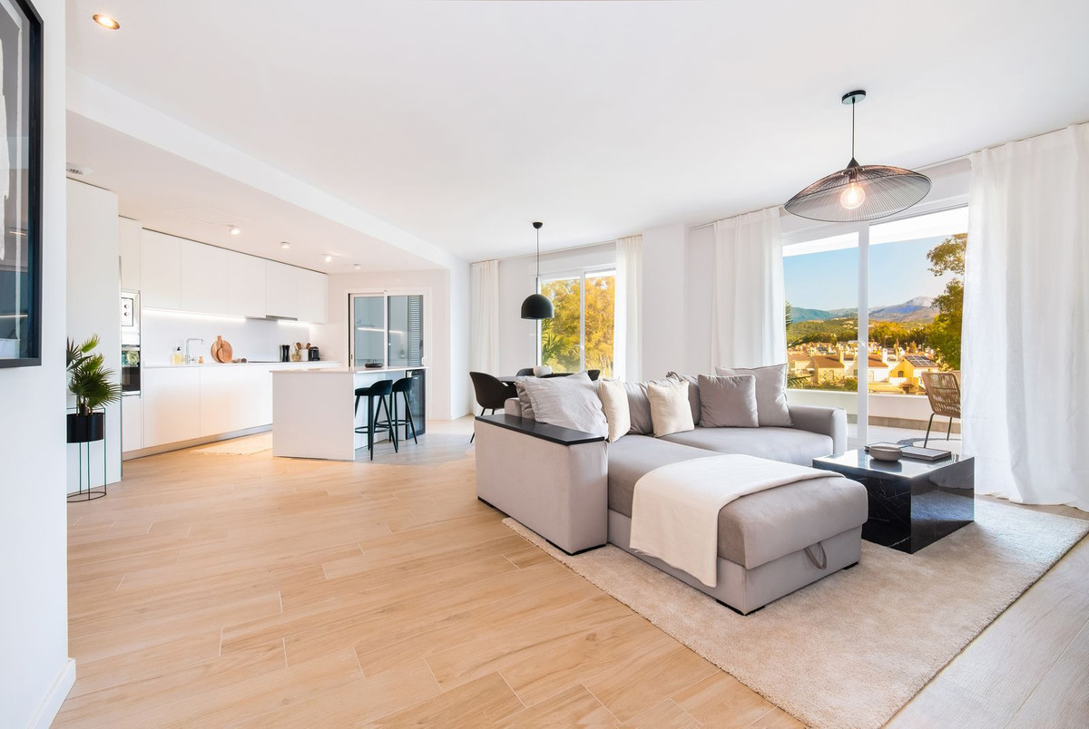 Appartement te koop in Nueva Andalucía | 2 slaapkamers H5322409