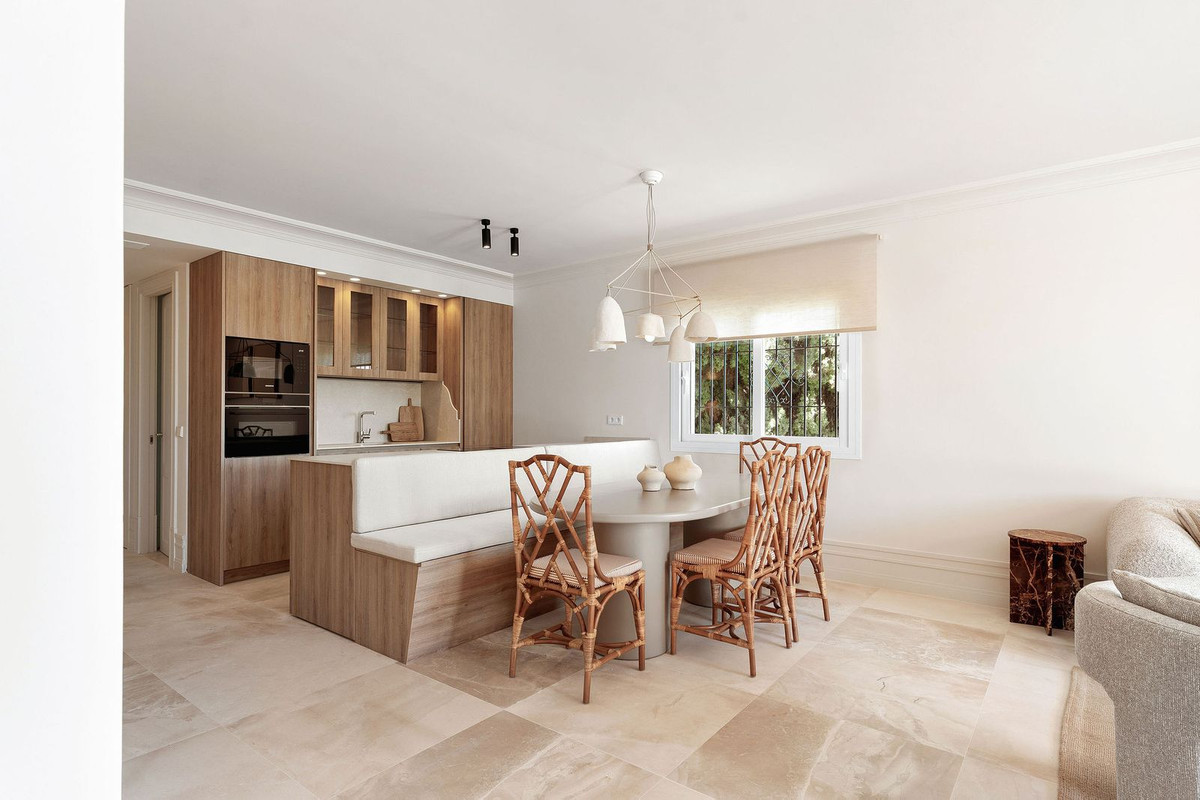 Appartement te koop in Nueva Andalucía | 3 slaapkamers H5322508