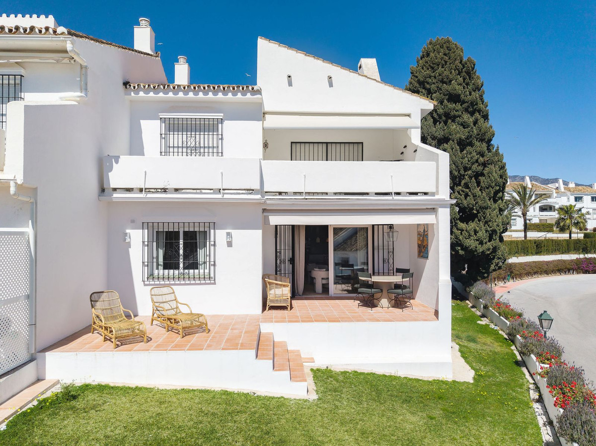 Appartement te koop in Nueva Andalucía | 3 slaapkamers H5322508