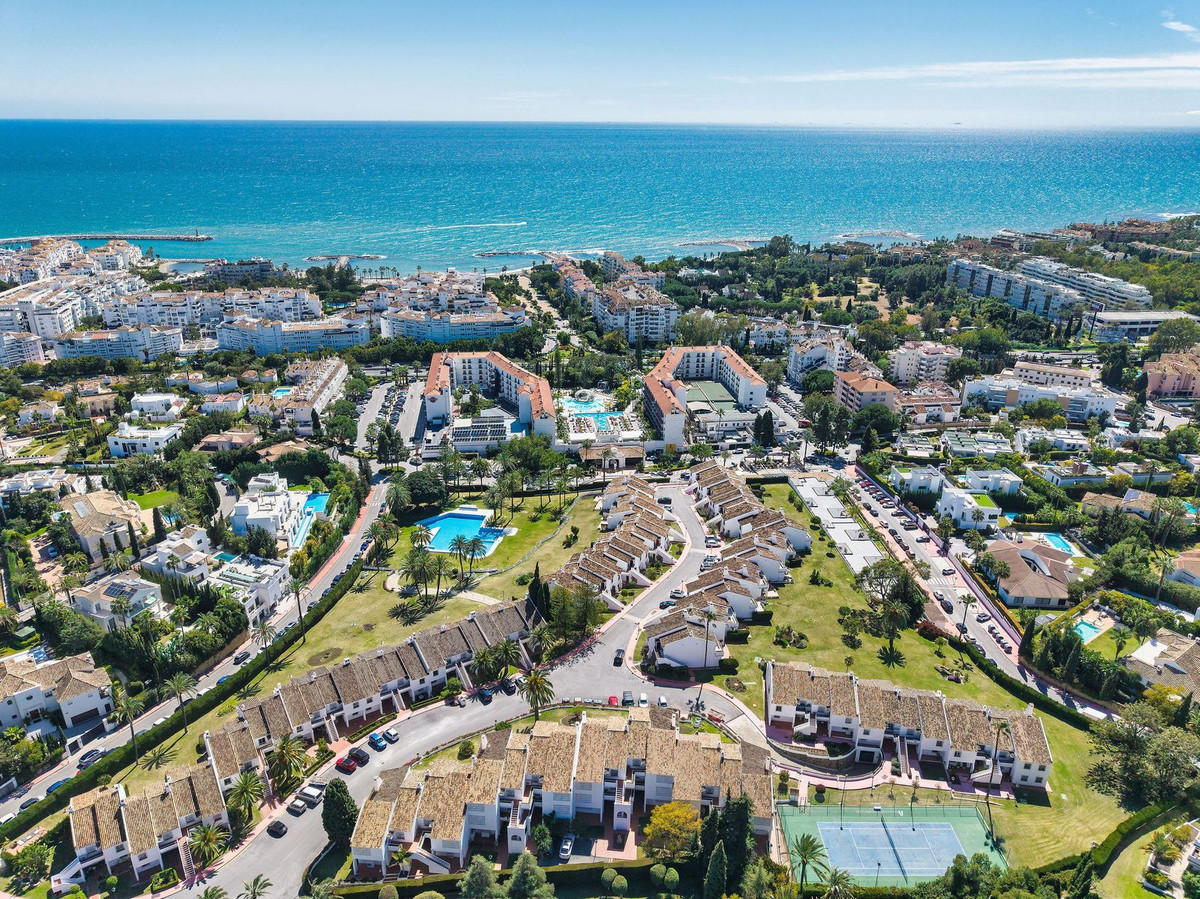 Appartement te koop in Nueva Andalucía | 3 slaapkamers H5322508