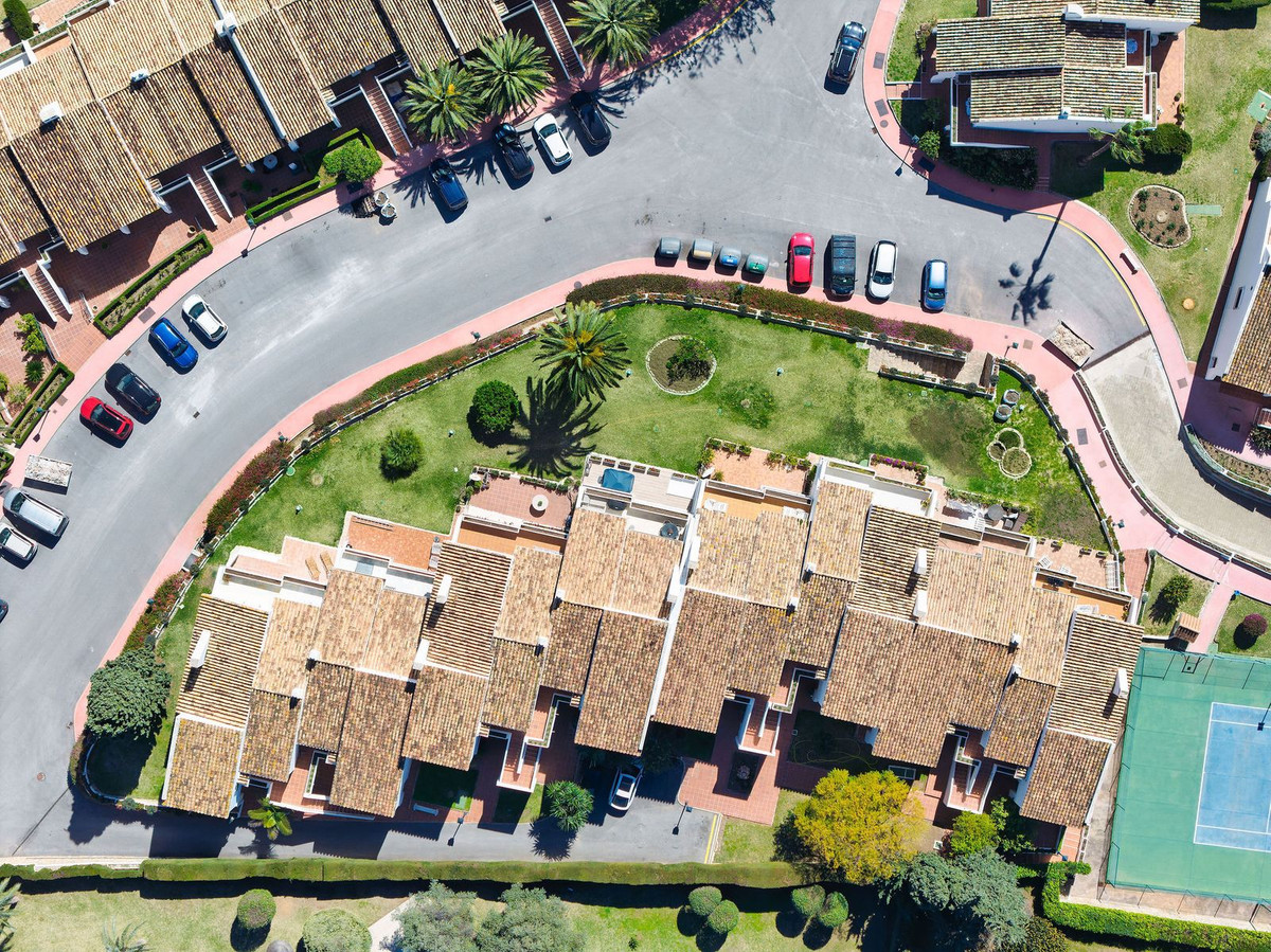 Appartement te koop in Nueva Andalucía | 3 slaapkamers H5322508