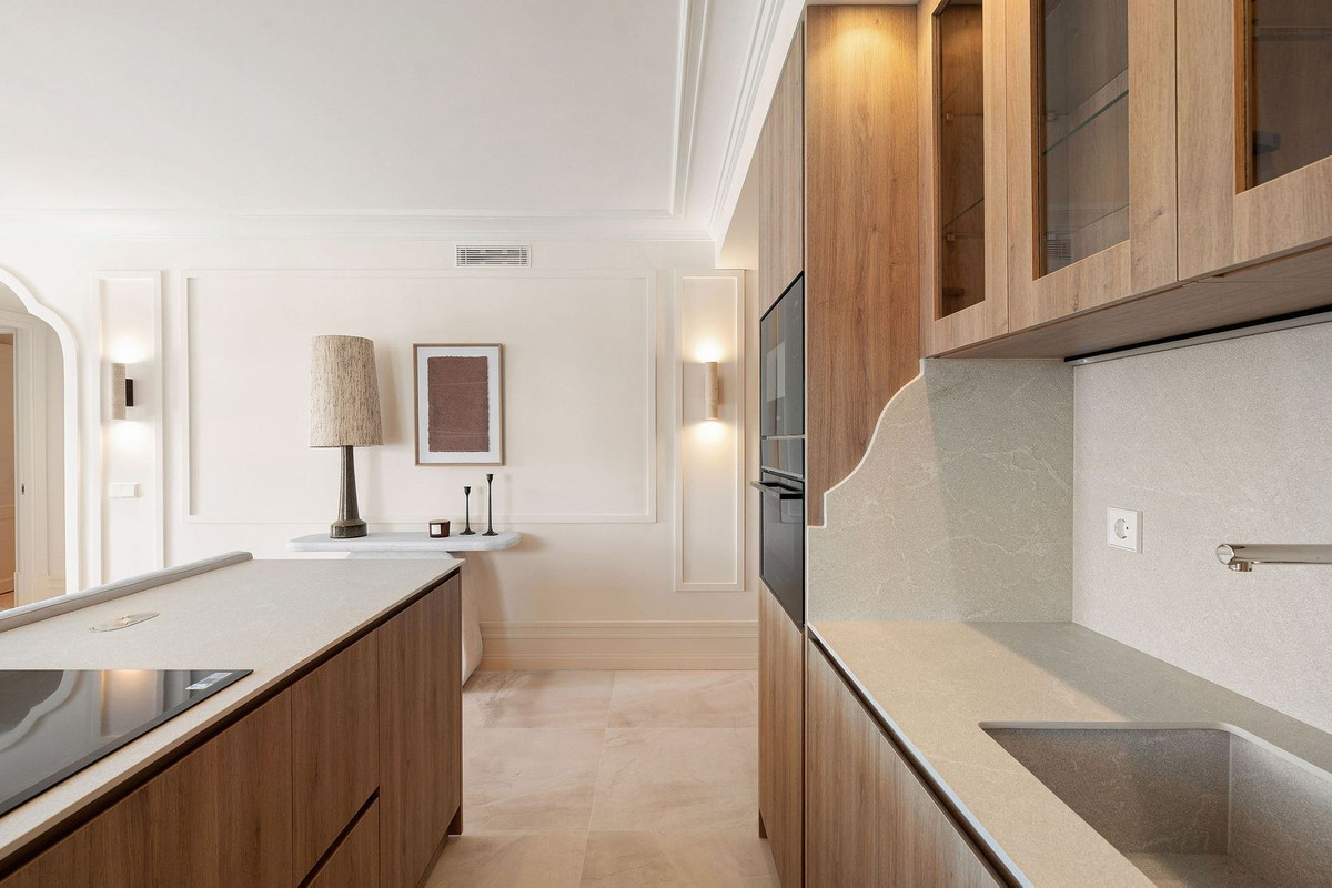 Appartement te koop in Nueva Andalucía | 3 slaapkamers H5322508