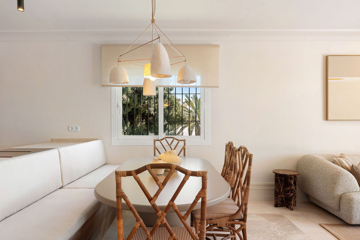 Appartement te koop in Nueva Andalucía | 3 slaapkamers H5322508