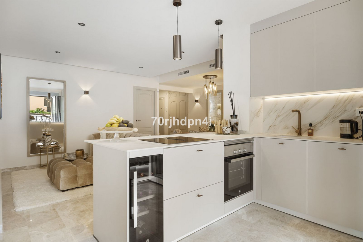 Appartement te koop in Nueva Andalucía | 3 slaapkamers H5324554