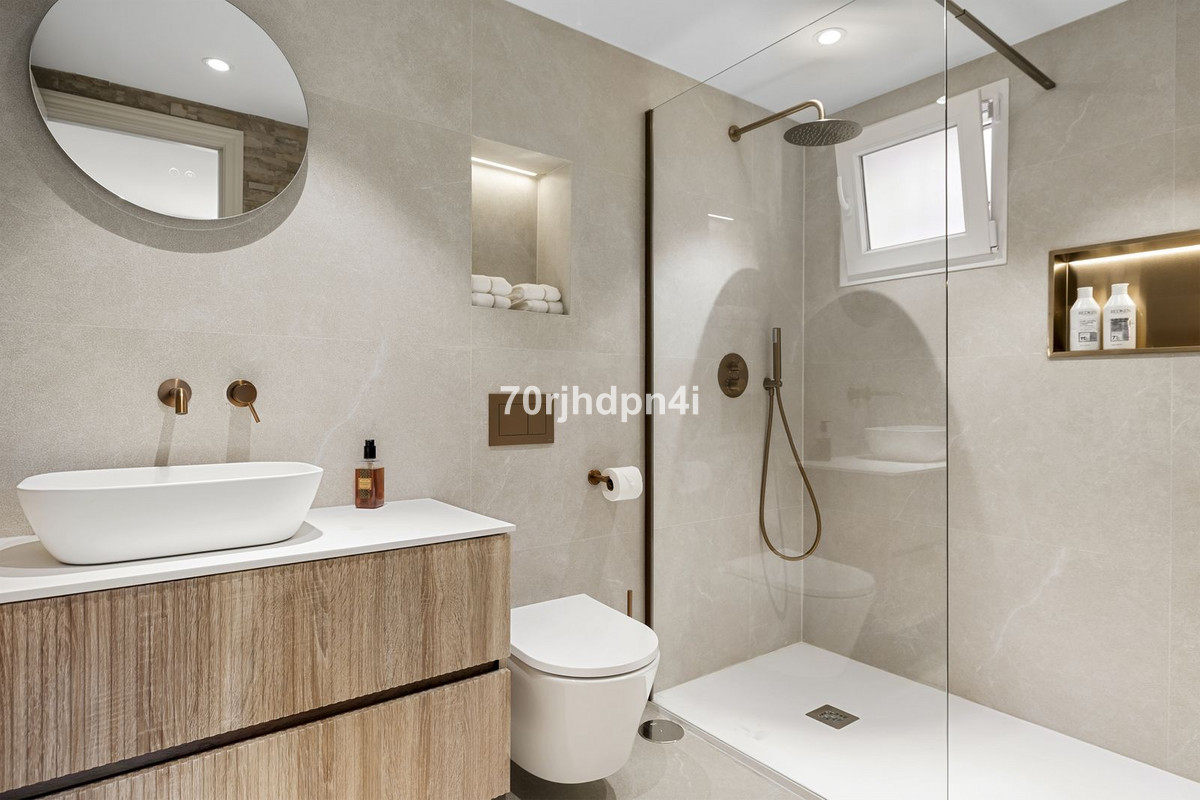 Appartement te koop in Nueva Andalucía | 3 slaapkamers H5324554