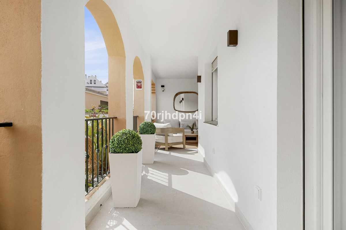 Appartement te koop in Nueva Andalucía | 3 slaapkamers H5324554