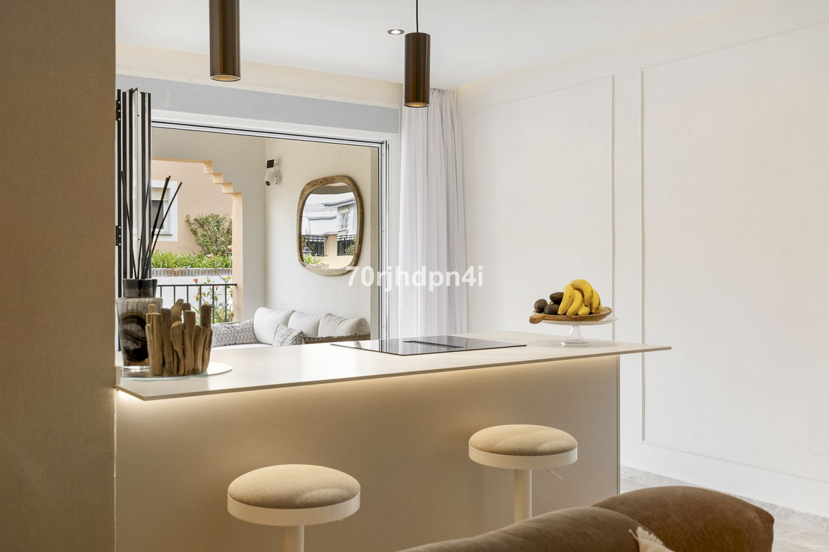 Appartement te koop in Nueva Andalucía | 3 slaapkamers H5324554