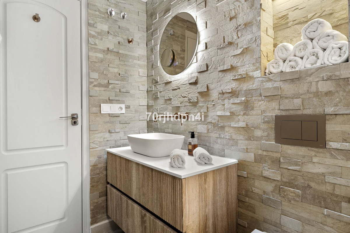 Appartement te koop in Nueva Andalucía | 3 slaapkamers H5324554