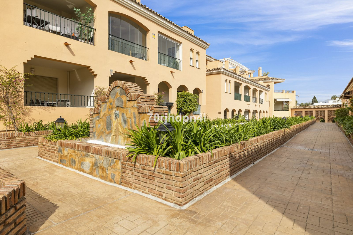 Appartement te koop in Nueva Andalucía | 3 slaapkamers H5324554