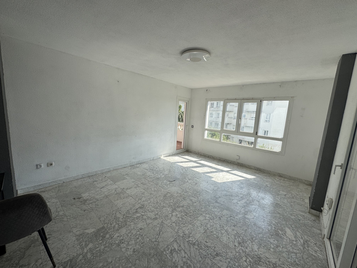 Appartement te koop in Nueva Andalucía | 4 slaapkamers H5328562