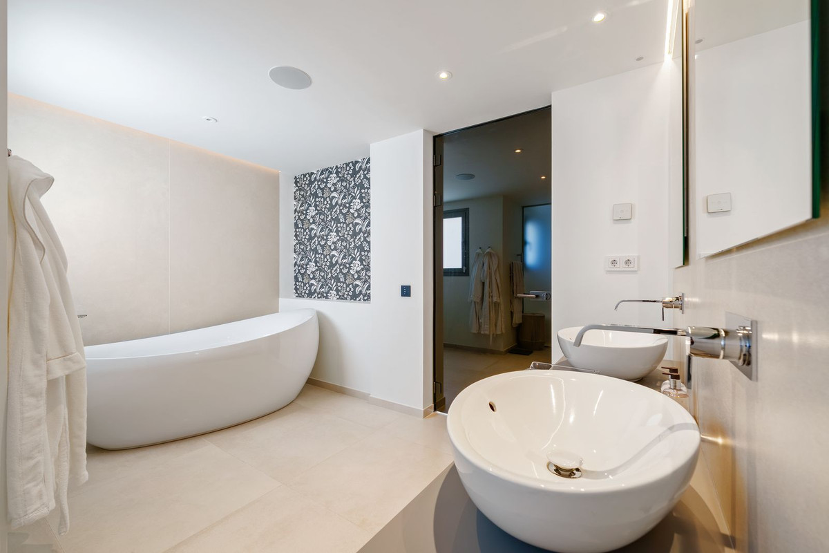 Huis te koop in Nueva Andalucía | 3 slaapkamers H5329693