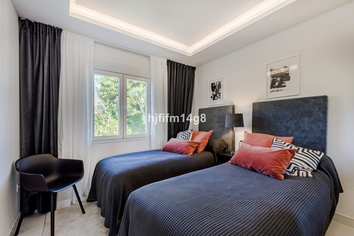 Appartement te koop in Nueva Andalucía | 3 slaapkamers H5330041