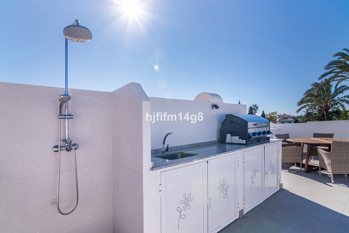 Appartement te koop in Nueva Andalucía | 3 slaapkamers H5330041