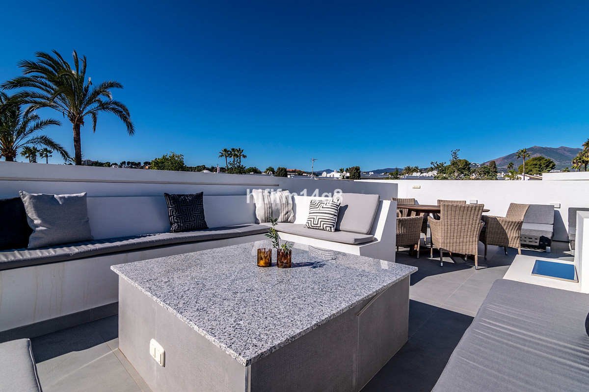 Appartement te koop in Nueva Andalucía | 3 slaapkamers H5330041