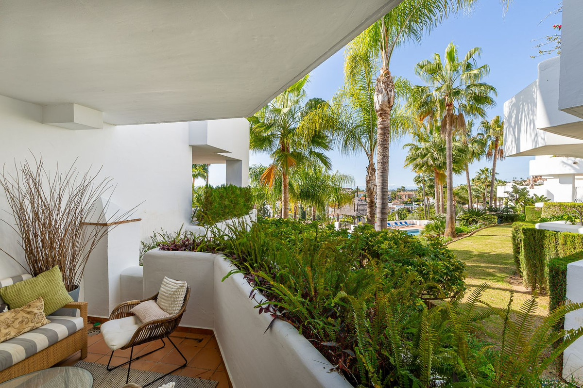 Appartement te koop in Nueva Andalucía | 3 slaapkamers H5332888