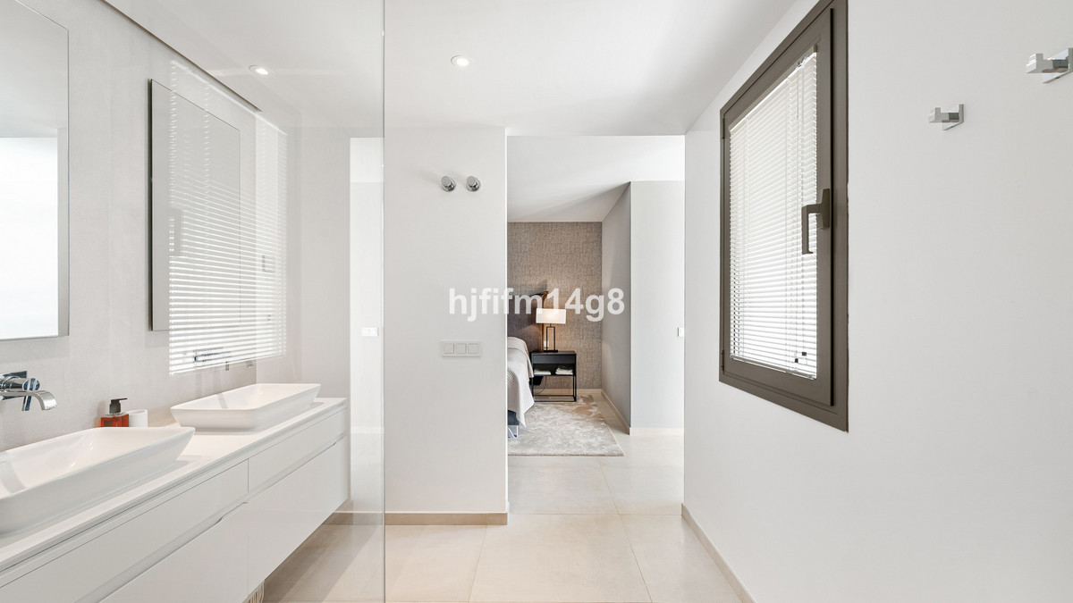 Appartement te koop in Nueva Andalucía | 3 slaapkamers H5333500